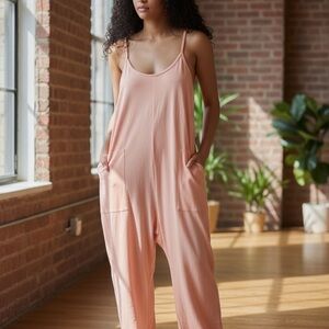 Free people, movement hot shot jumper